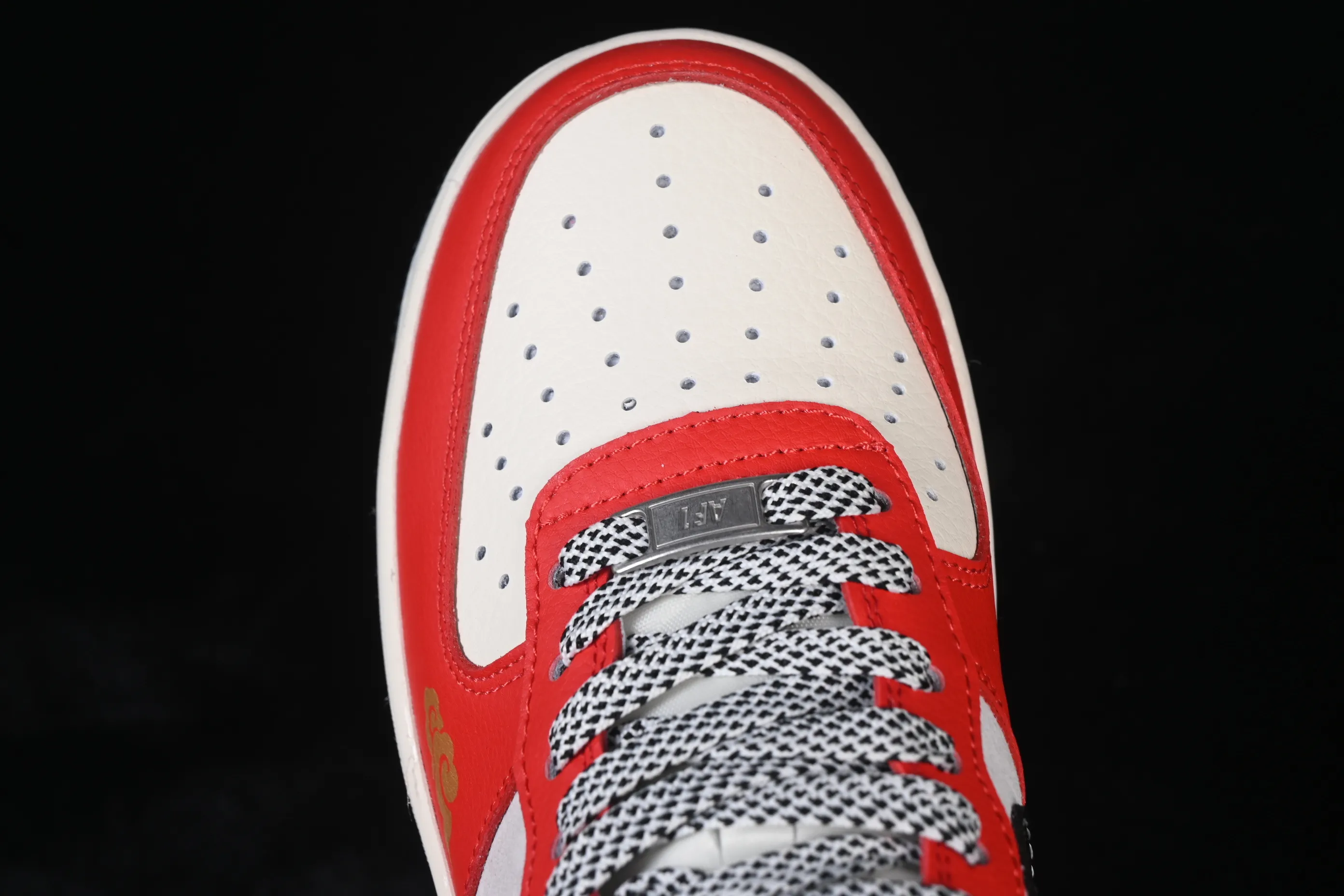 All categories Nk Air Force 1 Air Force series Nk Air Force 1 Low Air Force low top Nike Air Force 1'07 Low Year of the Horse limited edition Xiangyunmi black and red Air Force 1 low top casual sneakers MZ9588-818